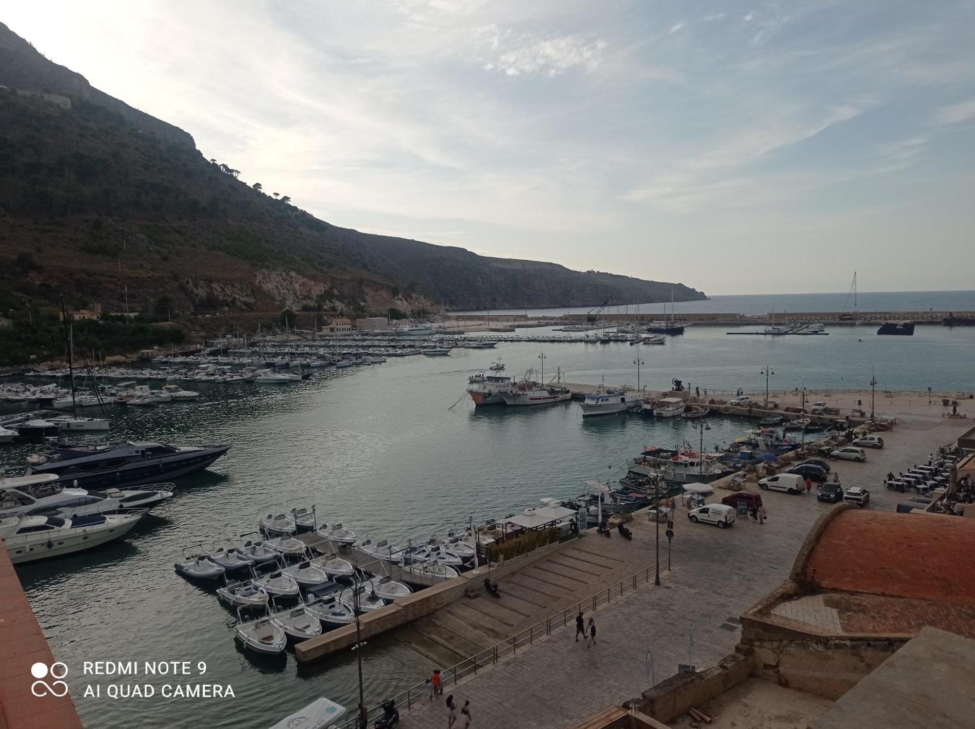 Golden House Apartamento Castellammare del Golfo Exterior foto